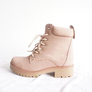 💕Brand New! Madden Girl Construction Boots💕